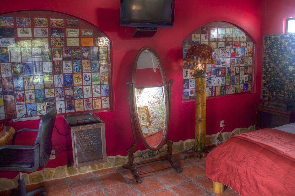 Gingerbread Restaurant & Bed and breakfast Nuevo Arenal